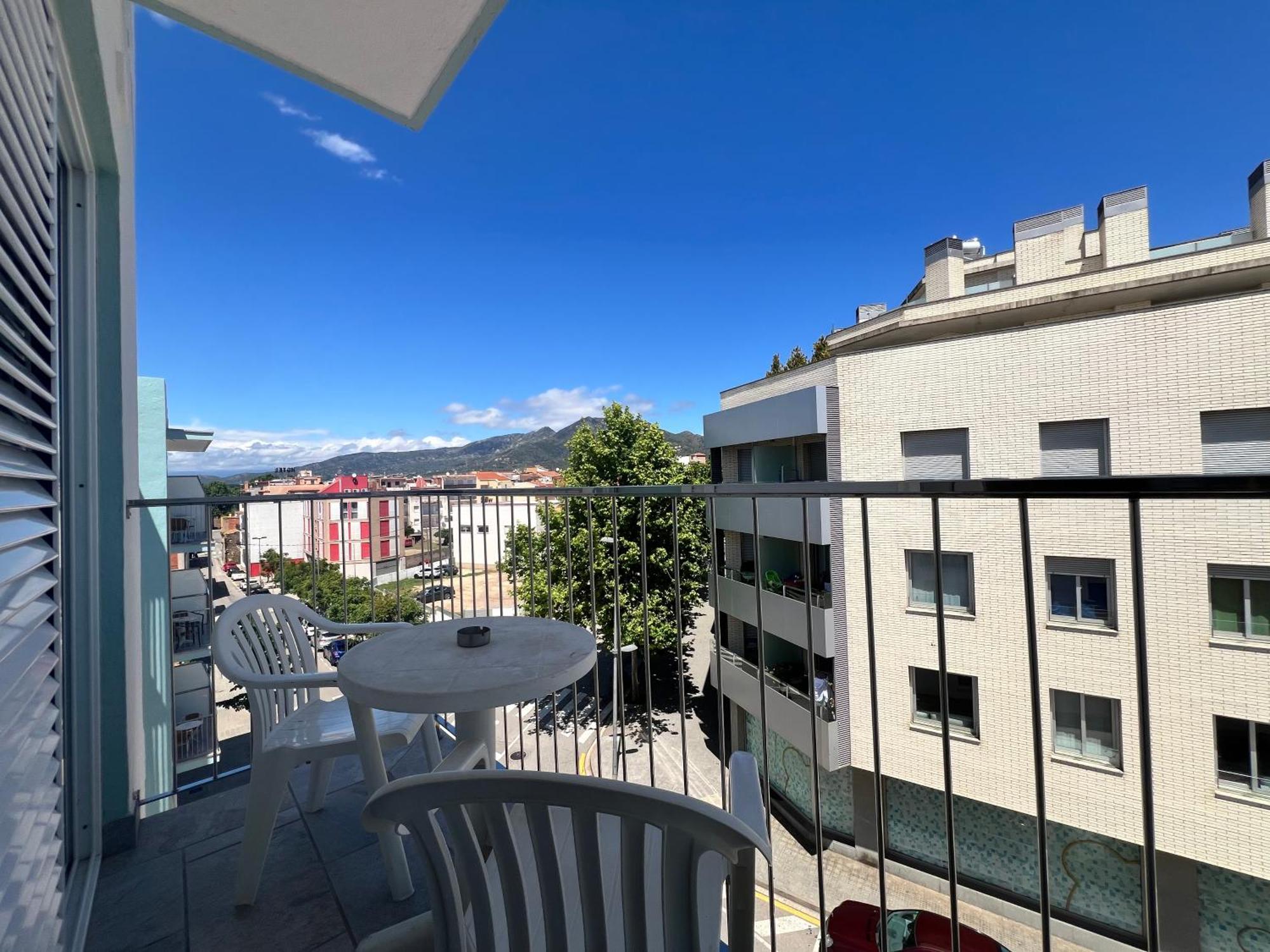 Hostal Rom Familiar Roses Kültér fotó